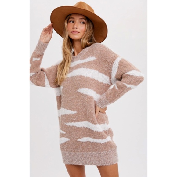SOLD OUT Coco Fuzzy Zebra Tunic Pullover Knit Sweater Winter Fall Women's Casual - Picture 3 of 9